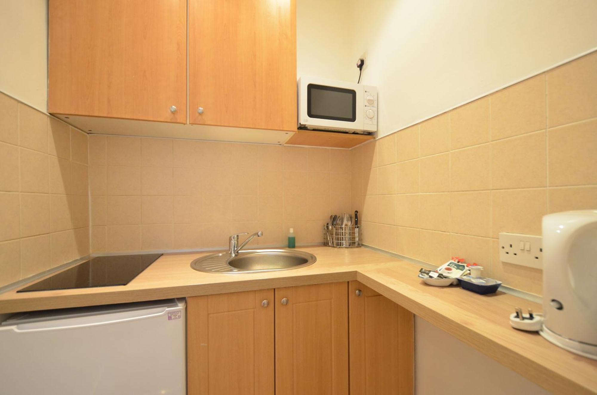 Amber Residence Hotel-Suites London Room photo