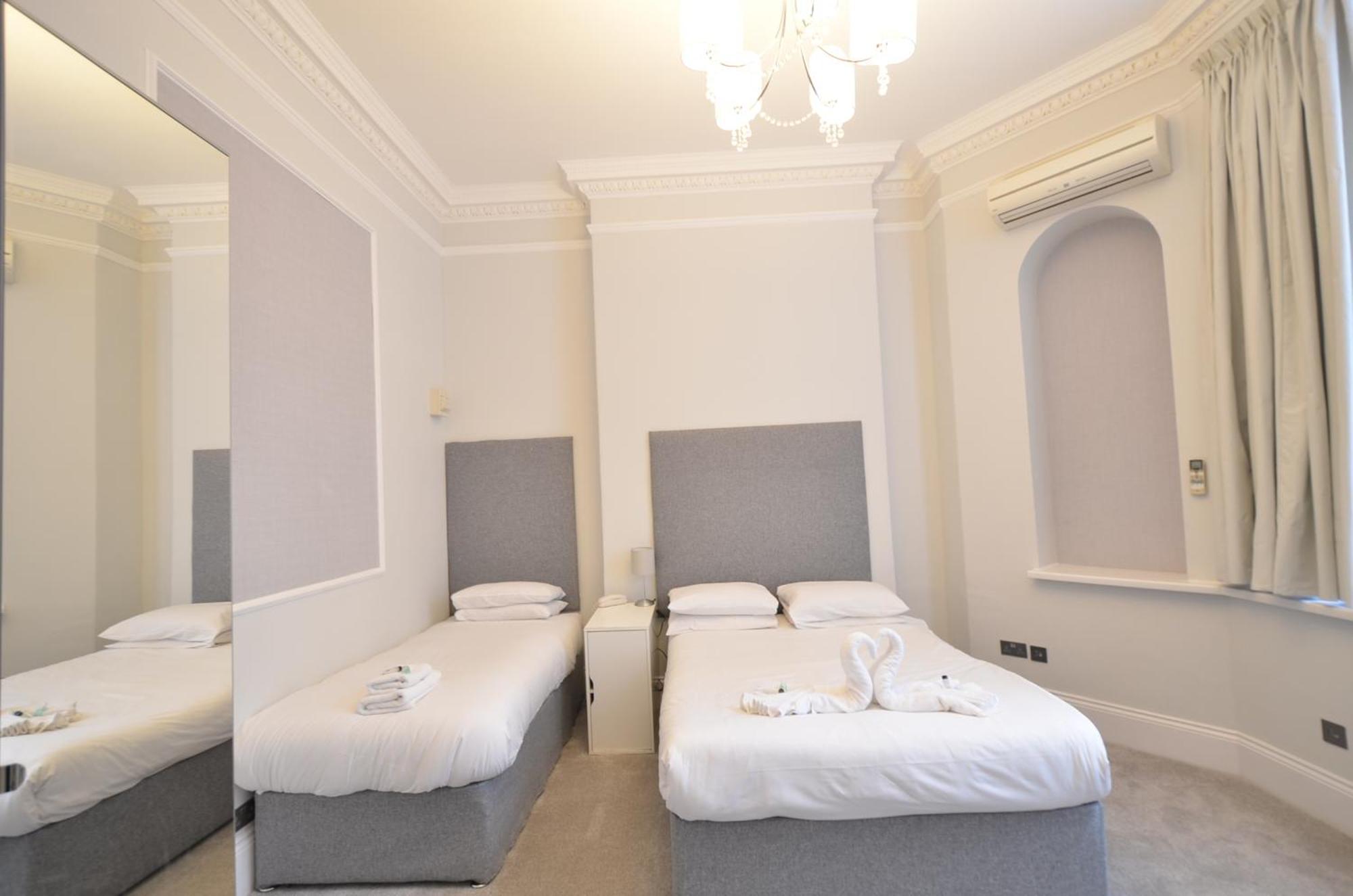 Amber Residence Hotel-Suites London Exterior photo