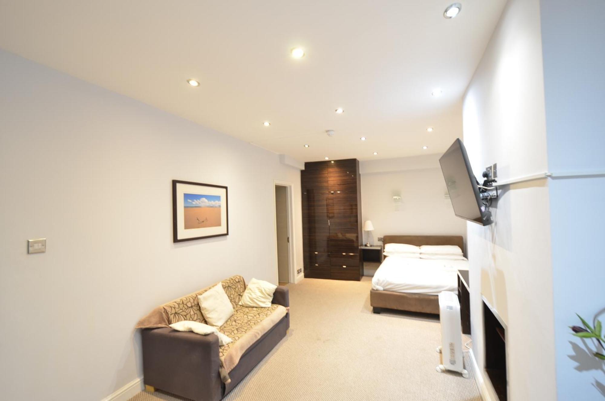 Amber Residence Hotel-Suites London Exterior photo